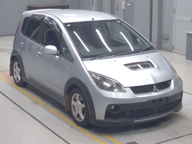 MITSUBISHI COLT 2010