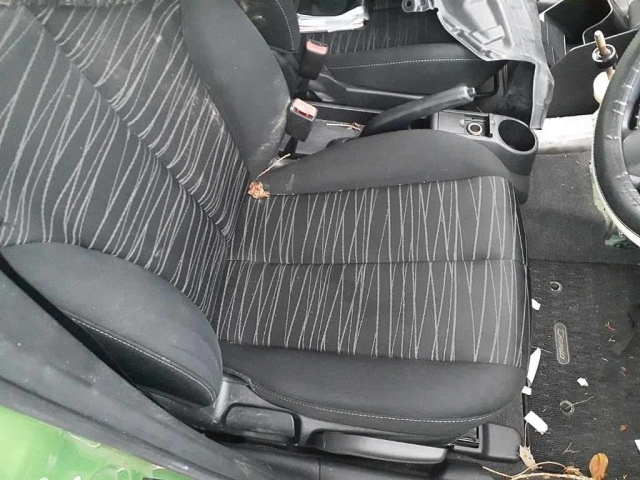 MAZDA DEMIO 2008