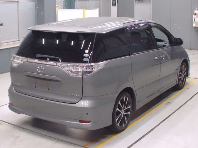 TOYOTA ESTIMA 2012