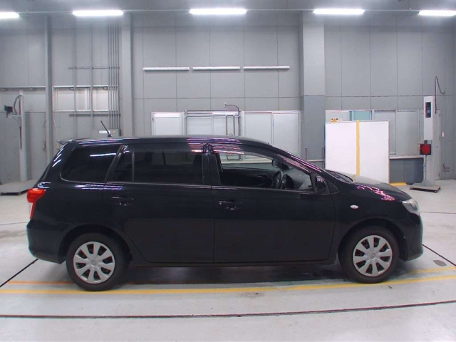TOYOTA COROLLA FIELDER 2010