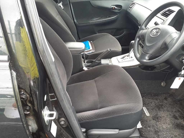 TOYOTA COROLLA FIELDER 2010