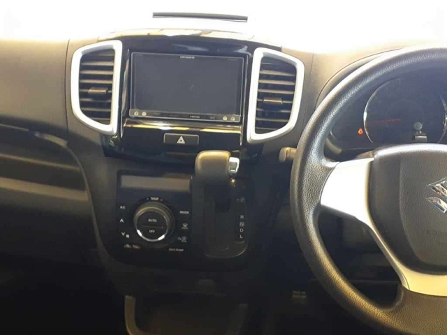 SUZUKI SOLIO 2014