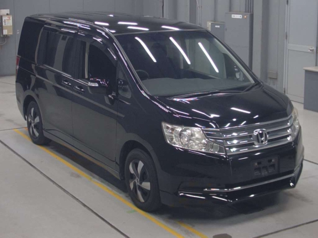 HONDA STEP WAGON 2012