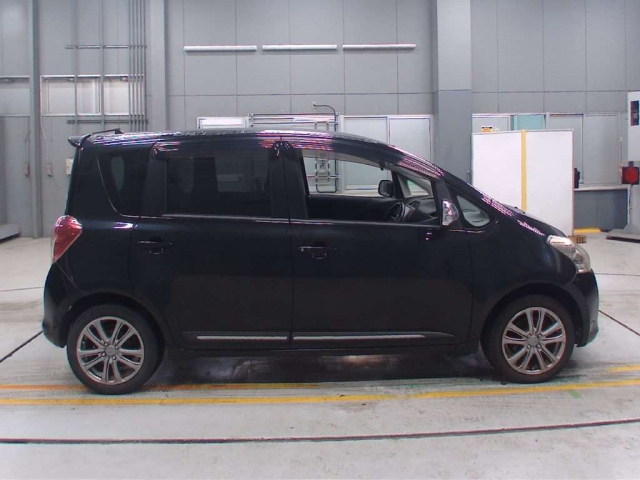 TOYOTA RACTIS 2008