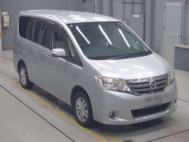 NISSAN SERENA 2012