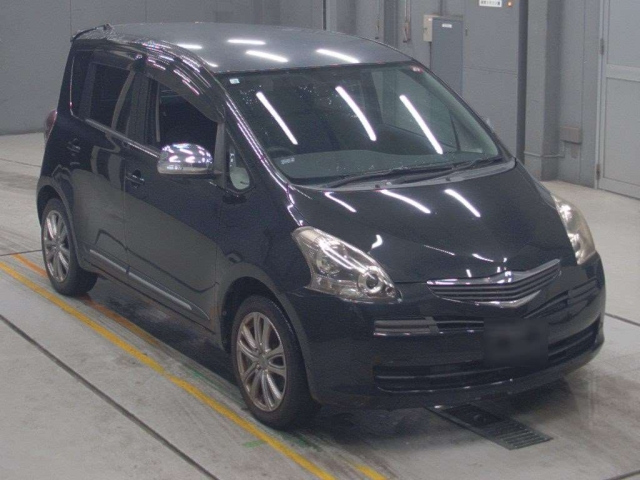 TOYOTA RACTIS 2008