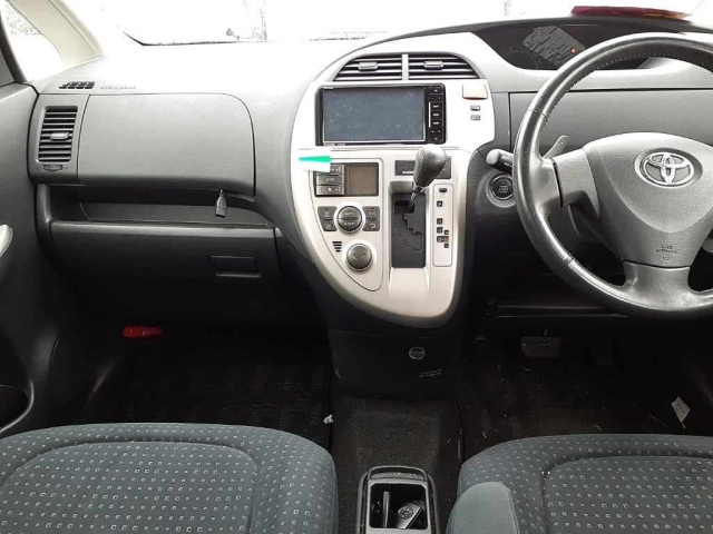 TOYOTA RACTIS 2008