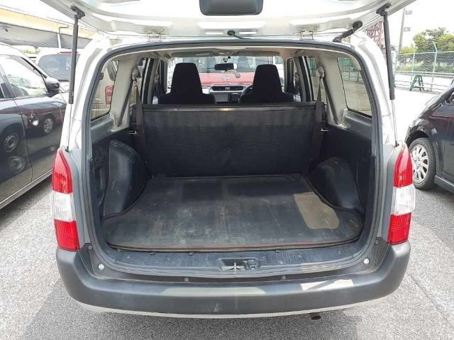 TOYOTA PROBOX 2018