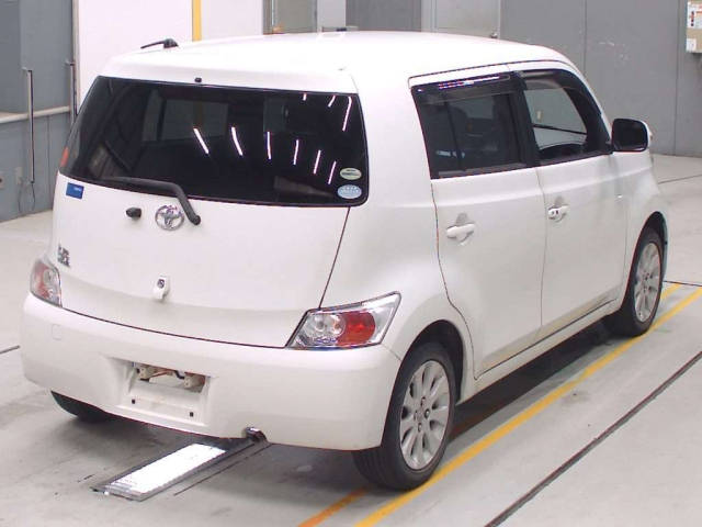 TOYOTA BB 2008