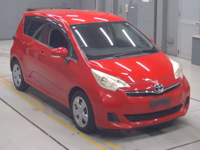 TOYOTA RACTIS 2012