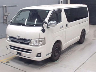 TOYOTA HIACE VAN 2010