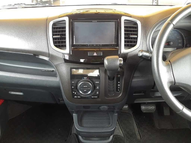 SUZUKI SOLIO 2012
