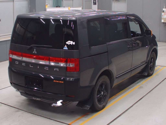 MITSUBISHI DELICA D5 2012