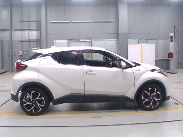 TOYOTA C-HR 2018