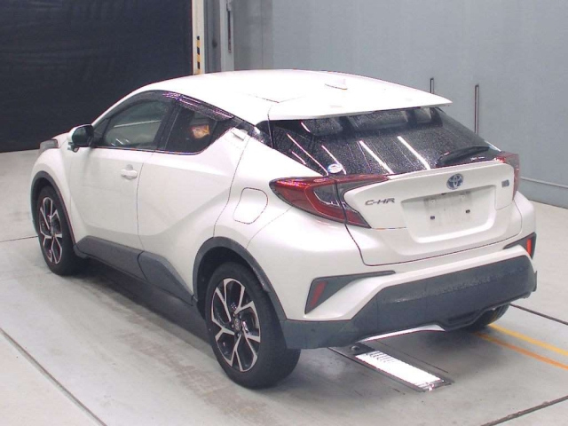TOYOTA C-HR 2018