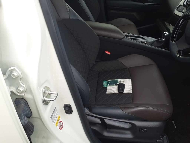 TOYOTA C-HR 2018