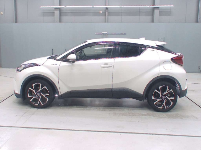 TOYOTA C-HR 2018