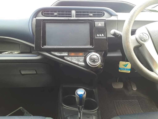 TOYOTA AQUA 2014