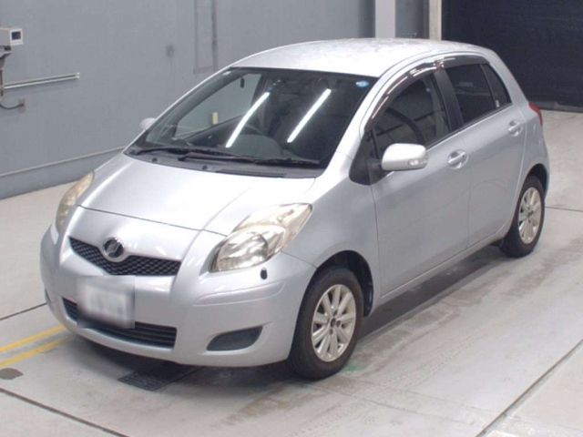 TOYOTA VITZ 2009