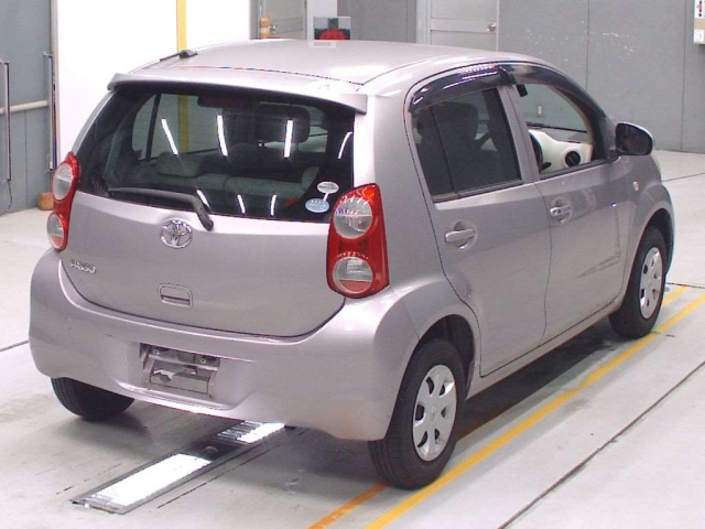 TOYOTA PASSO 2011