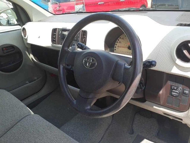 TOYOTA PASSO 2011