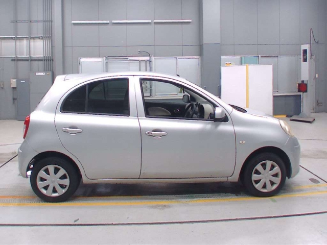 NISSAN MARCH 2011
