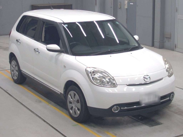 MAZDA VERISA 2013