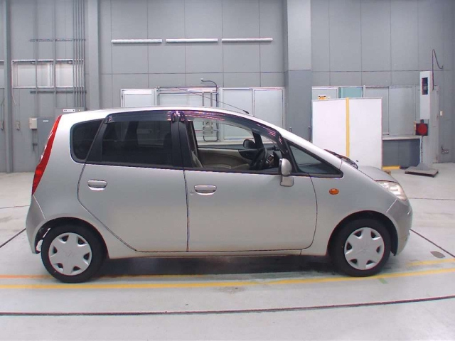 MITSUBISHI COLT 2008