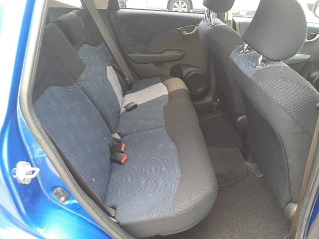 HONDA FIT 2010
