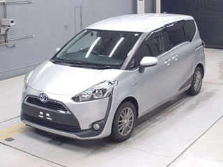 TOYOTA SIENTA 2015