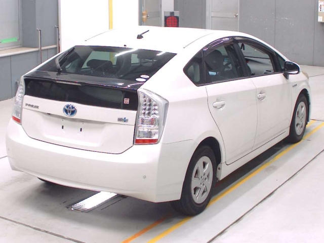 TOYOTA PRIUS 2010