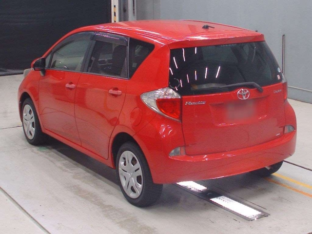 TOYOTA RACTIS 2012
