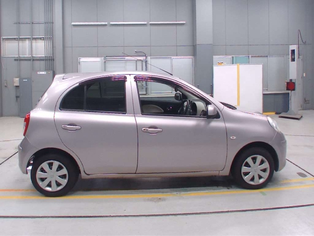 NISSAN MARCH 2011