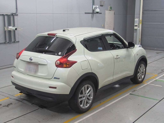 NISSAN JUKE 2012