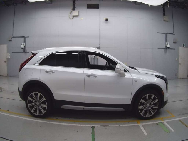GM CADILLAC XT4 2022