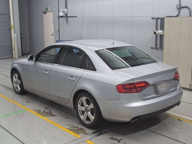 AUDI A4 2009