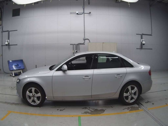 AUDI A4 2009