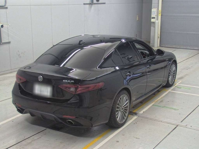 ALFAROMEO GIULIA 2018