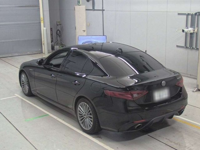 ALFAROMEO GIULIA 2018