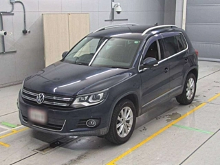 VOLKSWAGEN TIGUAN 2014