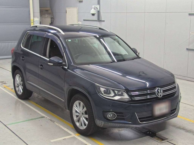 VOLKSWAGEN TIGUAN 2014