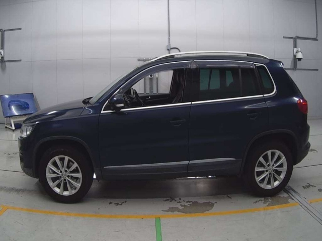VOLKSWAGEN TIGUAN 2014