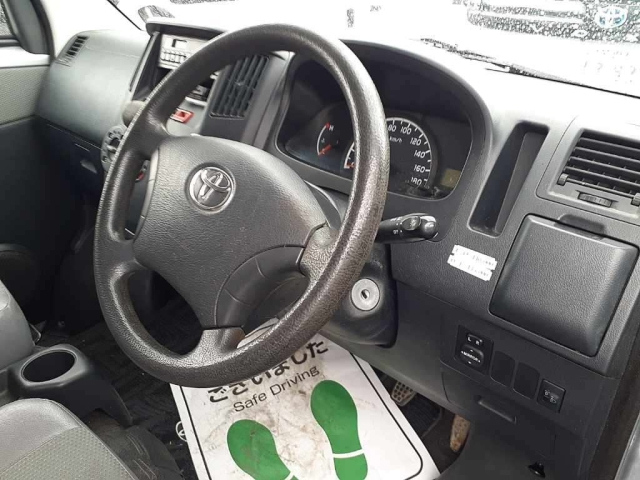TOYOTA TOWN ACE VAN 2014