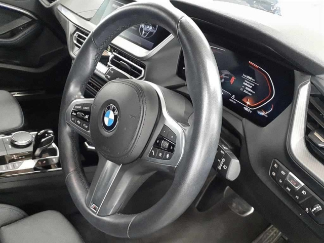 BMW 1 SERIES 2022
