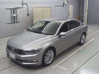 VOLKSWAGEN PASSAT 2015