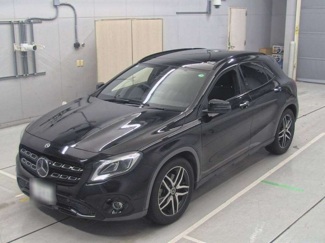 MERCEDES BENZ GLA CLASS 2017