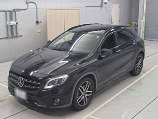 MERCEDES BENZ GLA CLASS 2017