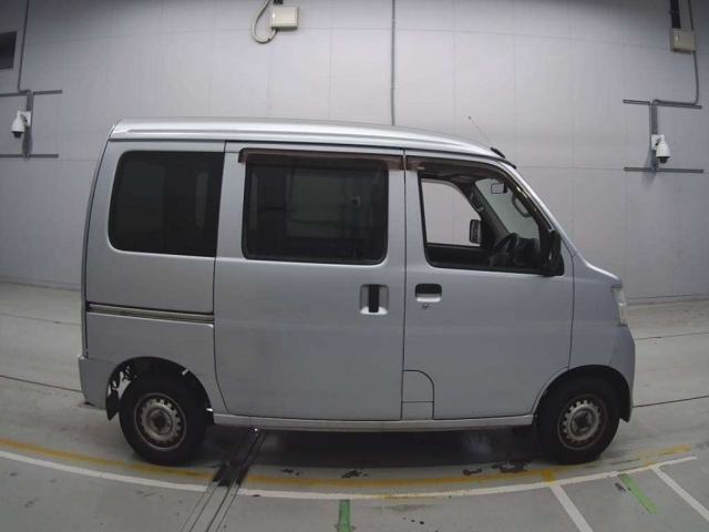 DAIHATSU HIJET VAN 2017