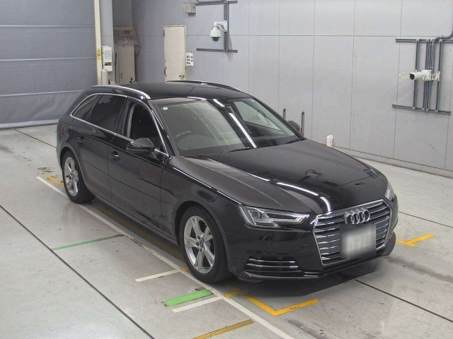 AUDI A4 2016