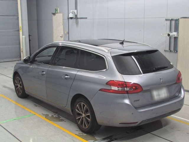 PEUGEOT 308 2015